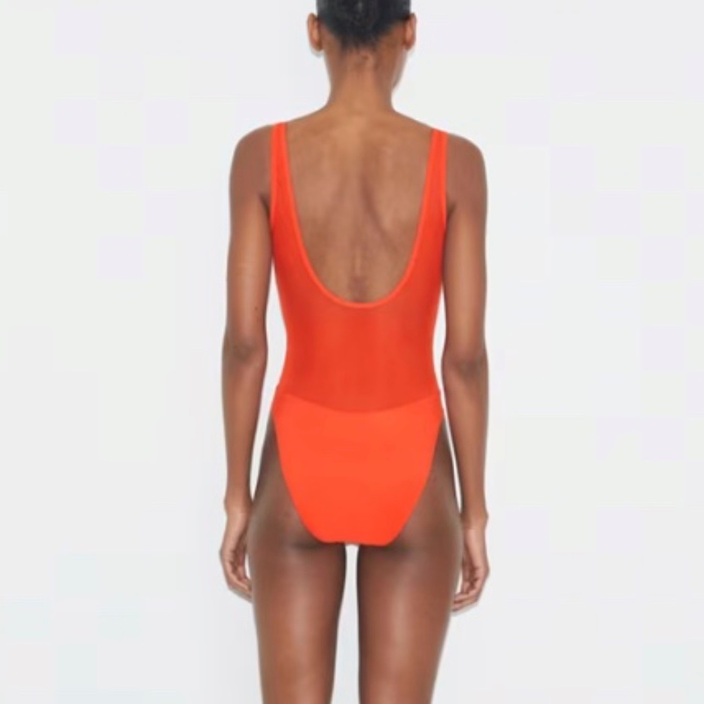 New Tory Burch Mesh Tank Swimsuit – Size Small, Deep Poppy Red - Picture 2 of 8